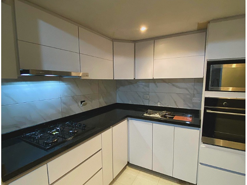 Cocina en Escuadra Colombia