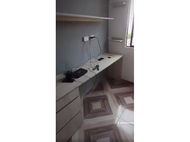 Escritorio Color Roma BOGOTA