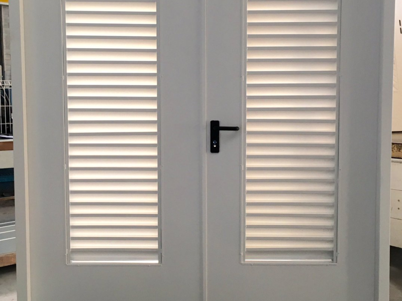 Puerta rejilla de ventilación Colombia